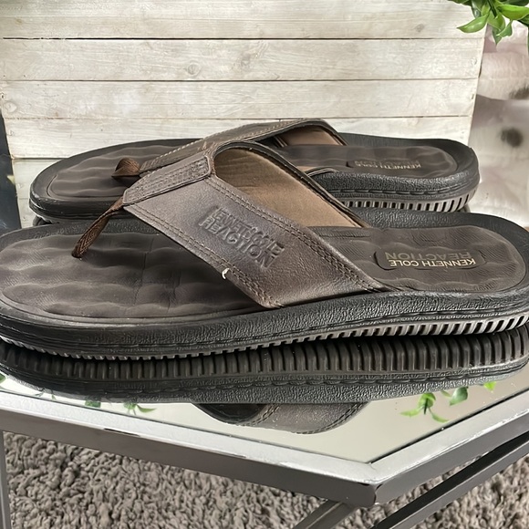 KENNETH COLE Four Sandal | size 13 - Picture 8 of 11